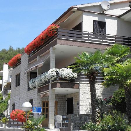 Apartments With A Parking Space Rabac, Labin - 13151 Exterior photo