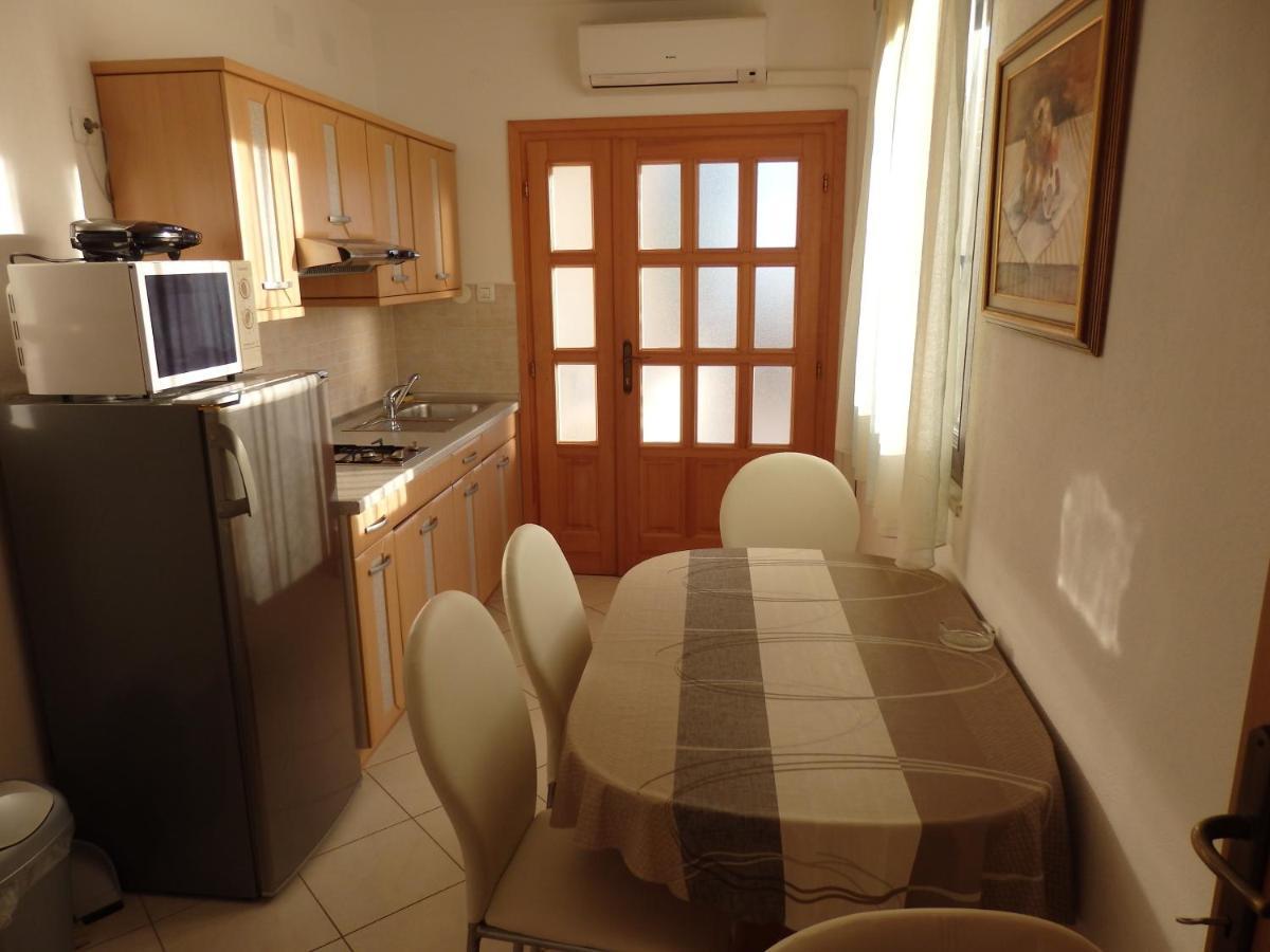Apartments With A Parking Space Rabac, Labin - 13151 Exterior photo